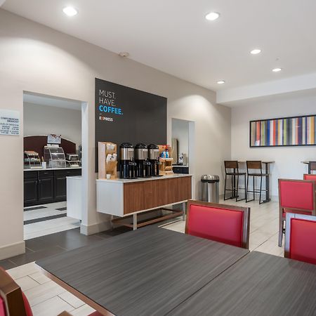 Holiday Inn Express Hotel & Suites Lagrange I-85 By Ihg Exterior foto